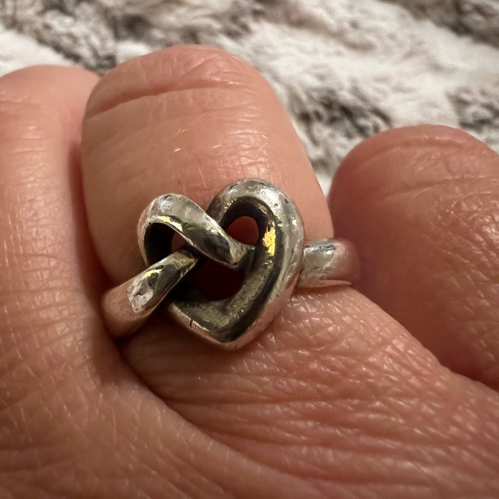 James Avery Love Knot Ring. Size 6